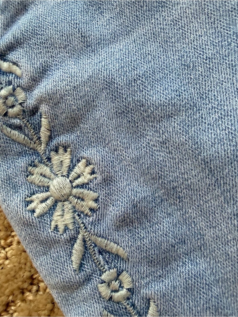 Levi's Light Blue High-Rise Women's Jeans - Picture 4 of 4